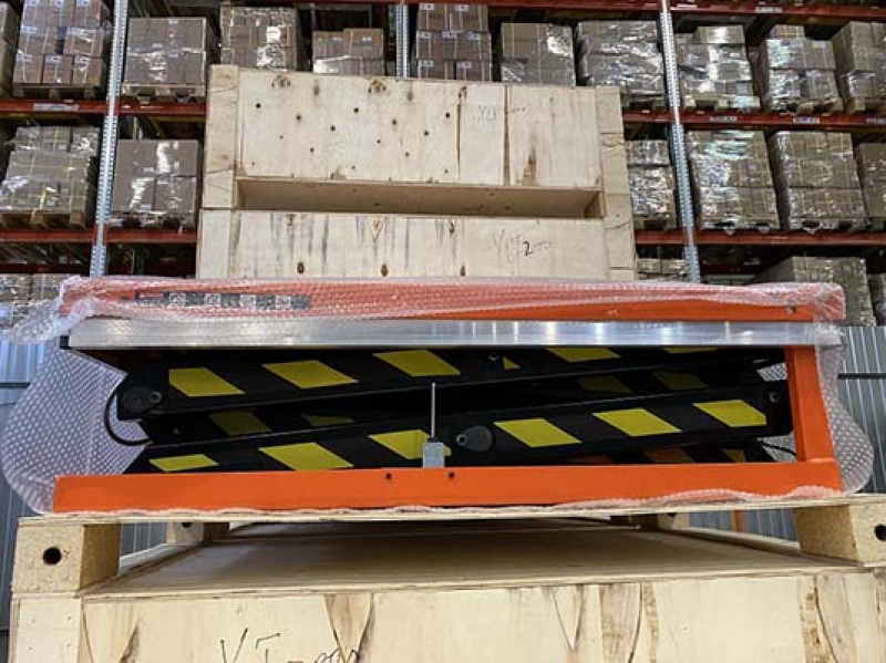 Подъемный стол YLF4003 1000x2000 4000 кг HV Market