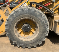 SHANMON 388 Экскаватор-погрузчик HV Market