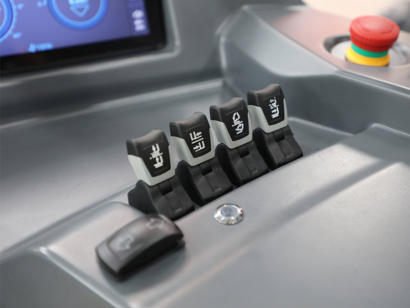 Ричтрак CQD20-D (2000 кг, 7,4 м, 48В / 800 Ач) SMARTLIFT (SMART)