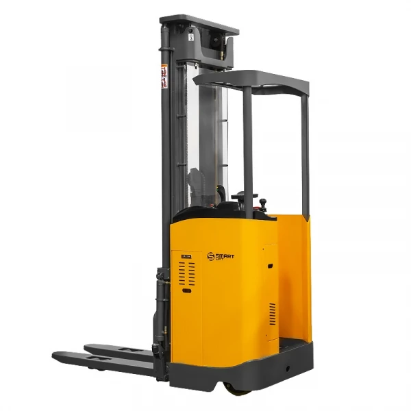 Штабелер самоходный с кабиной CDD15C (1500 кг, 4,5 м, li-ion 25,6В / 300Ач, PV, EPS) SMARTLIFT (SMART) HV Market