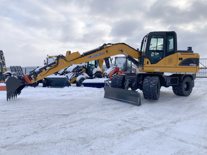 Мини-экскаватор QUADTRAC E130WH (12т, кабина, квикаплер) HV Market