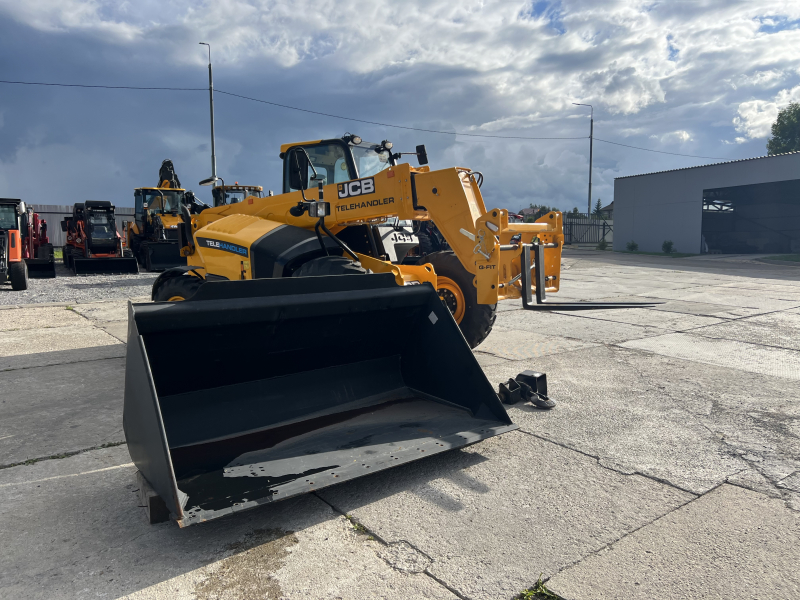 Телескопический погрузчик JCB 530-70 (2023 год)