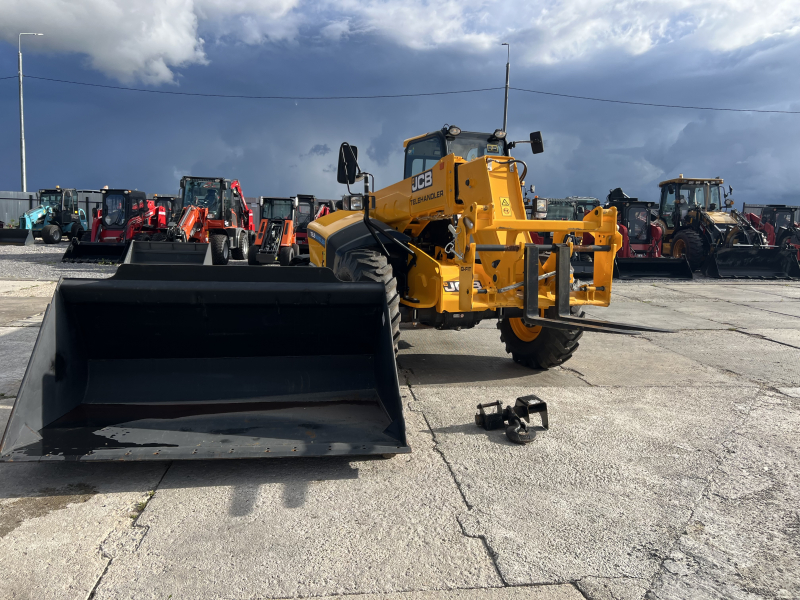Телескопический погрузчик JCB 530-70 (2023 год)