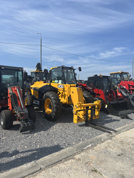 Телескопический погрузчик JCB 530-70 (2023 год)