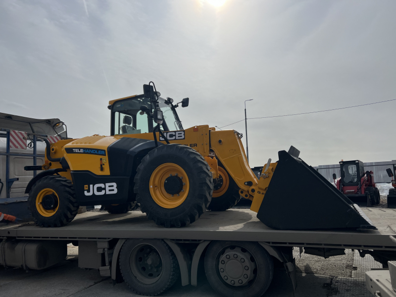 Телескопический погрузчик JCB 530-70 (2023 год)
