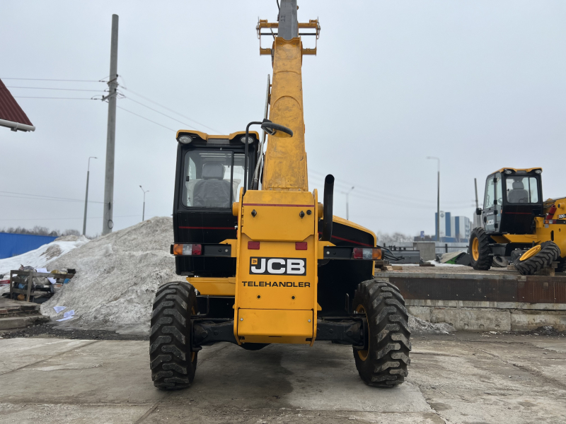 Телескопический погрузчик JCB 530-70 (2023 год)