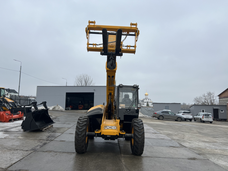 Телескопический погрузчик JCB 530-70 (2023 год)