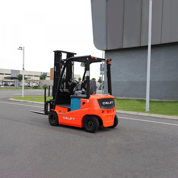 Электропогрузчик вилочный RX 3045L OXLIFT 3000 кг 4500 мм Li-Ion, Side-Shift